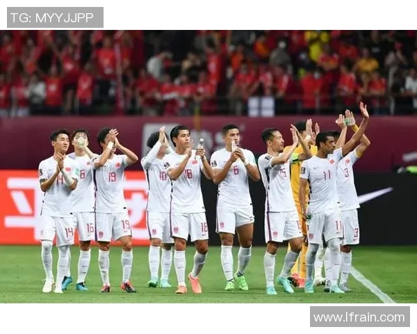 中国足球队传奇球星崛起之路与背后故事揭秘